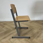Eromes schoolstoel / stapelstoel zithoogte 46 cm,  Licht, Gebruikt, Hout, Eén
