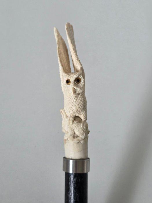 Uil met Konijn - Handsnijwerk Wandelstok - Ca. 1900 -, Antiquités & Art, Antiquités | Autres Antiquités