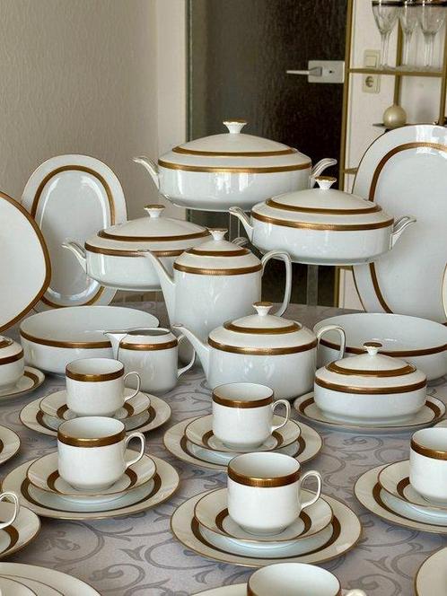 Hutschenreuther - Hohenberg - Speise- Kaffee- Service -, Antiek en Kunst, Antiek | Meubels | Tafels