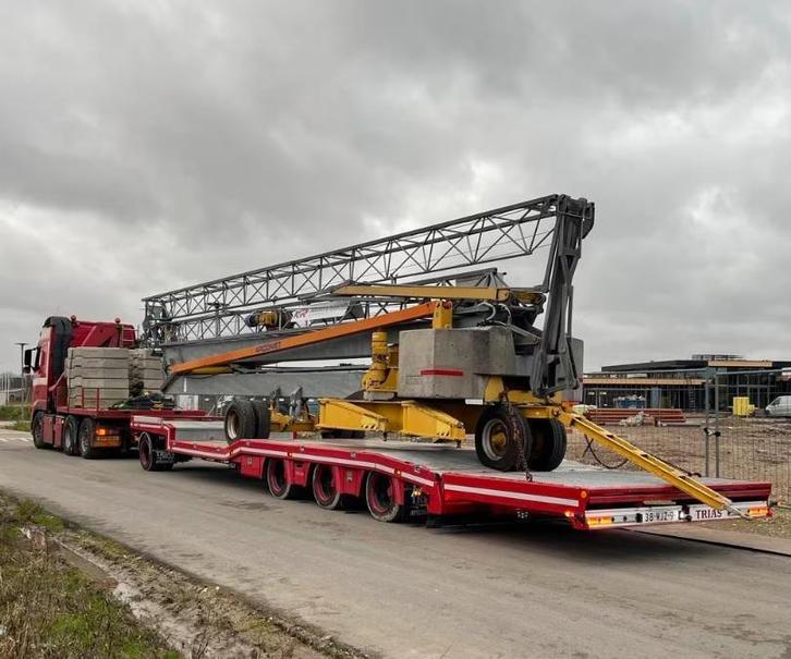 Bouwkraan Huren - Snelle levering - 10 tot 80 meter vlucht, Zakelijke goederen, Machines en Bouw | Kranen en Graafmachines, Hijswerktuig