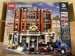 Lego - 10264 Creator Expert: Corner Garage, Kinderen en Baby's, Speelgoed | Duplo en Lego, Nieuw