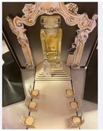 Chanel - Parfumfles - Glas - Coco Chanel N° 5: modeshow!, Antiek en Kunst