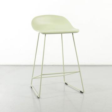 Barkruk Sölvesborg, lichtgroen, buisframe onderstel, Huis en Inrichting, Stoelen, Ophalen of Verzenden, Gebruikt