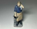 Royal Copenhagen - Figurine - Blacksmith #4502 -, Antiek en Kunst