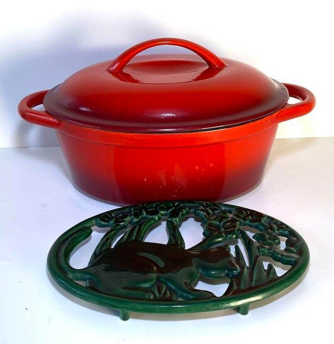 Style Le Creuset, Invicta - Braadpan (2) - Fonte émaillé, Antiquités & Art, Antiquités | Ustensiles de cuisine