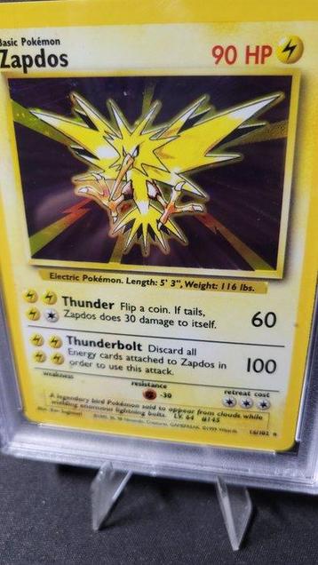 Zapdos - PSA 8 Graded card - Base Set - 1999 - Zapdos - PSA