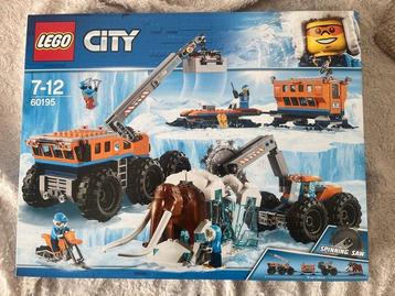 Lego Set - Arctic - Arctic Mobile Exploration Base (60195)
