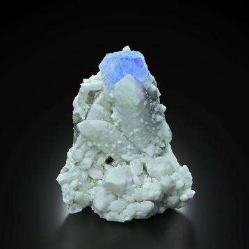 207 g fluorite verte excellente sur quartz blanc du mine de