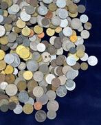 Wereld. -Lot mit 400 Stück Münzen (Zonder Minimumprijs), Postzegels en Munten