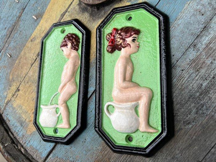 Decoratief ornament (2) - vintage style restroom signs -, Antiek en Kunst, Curiosa en Brocante