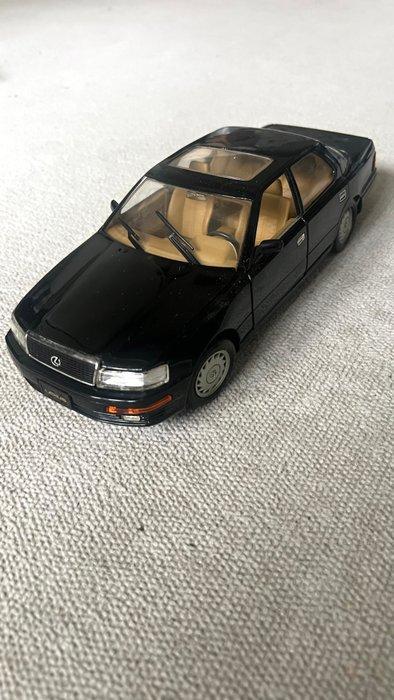 Revell, Road Tough, Maisto 1:18 - Voiture de sport miniature, Hobby en Vrije tijd, Modelauto's | 1:5 tot 1:12