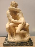 Auguste Rodin - Beeld, Le baiser - 3,2 kg - 26 cm - Hars,, Antiek en Kunst