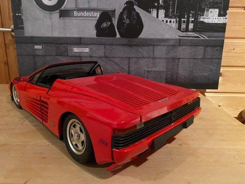 Pocher 1:8 - Voiture miniature - Ferrari Testarossa Spider, Hobby en Vrije tijd, Modelauto's | 1:5 tot 1:12
