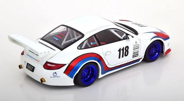 ModelCar Group 1:18 - Modelauto - Porsche 911 GT3 estilo, Hobby en Vrije tijd, Modelauto's | 1:5 tot 1:12