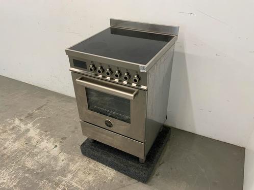 Bertazzoni Inductiefornuis met oven, Huis en Inrichting, Keuken | Keukenbenodigdheden, Gebruikt, Ophalen of Verzenden