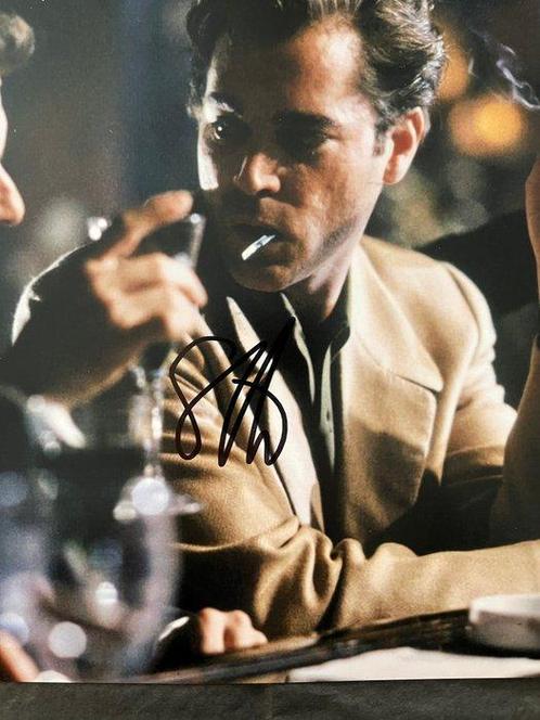 Goodfellas - Ray Liotta (+) - Signed in Person - with, Verzamelen, Film en Tv