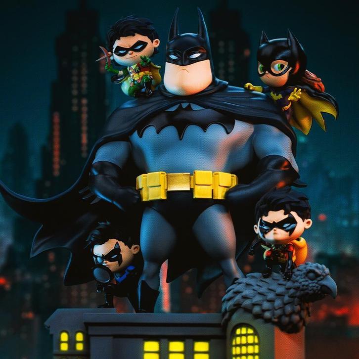 Batman Animated Icons PVC Figure Batman Family 18 cm, Verzamelen, Film en Tv, Ophalen of Verzenden