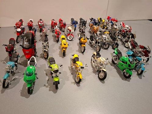Altaya, Maisto 1:18 - Modelauto  (37) - Diverse motorfietsen, Hobby en Vrije tijd, Modelauto's | 1:5 tot 1:12
