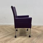 Tweedehands set van 2 x leren eetkamerstoel / vergaderstoel, Huis en Inrichting, Stoelen, Gebruikt, Eén