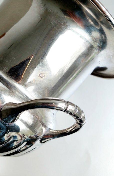 attributed to Edzard - Champagne koeler - medici of throphy, Antiek en Kunst, Antiek | Meubels | Tafels