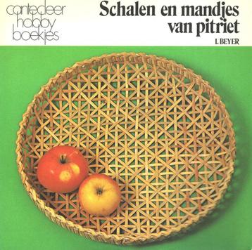 Schalen en mandjes van pitriet 9789021315287 Beyer, Verzenden, Beyer