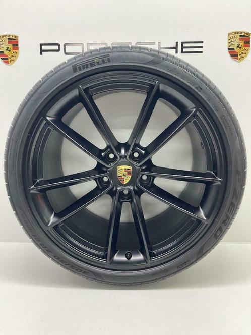 Porsche 992 20/21 CarreraClassic GTS velgen met winterbanden, Auto-onderdelen, Banden en Velgen, 21 inch, Winterbanden, 295 mm