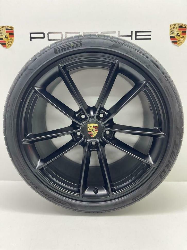Porsche 992 20/21 CarreraClassic GTS velgen met winterbanden, Auto-onderdelen, Banden en Velgen, 21 inch, Winterbanden, 295 mm