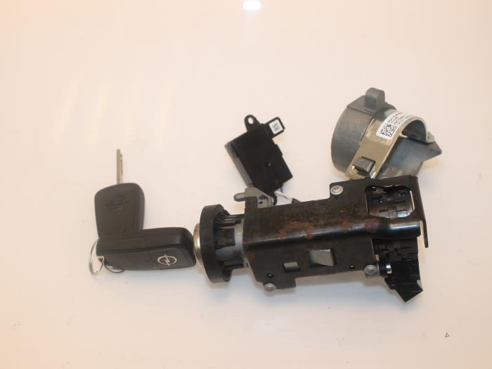 Kontaktslot+Sleutel Opel Karl O116326, Autos : Pièces & Accessoires, Carrosserie & Tôlerie