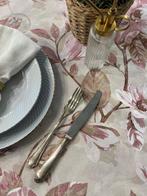 Elegante tafellaken voor grote gezelschappen. Engels