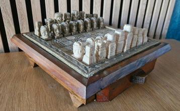 Schaakspel - alabaster, hout