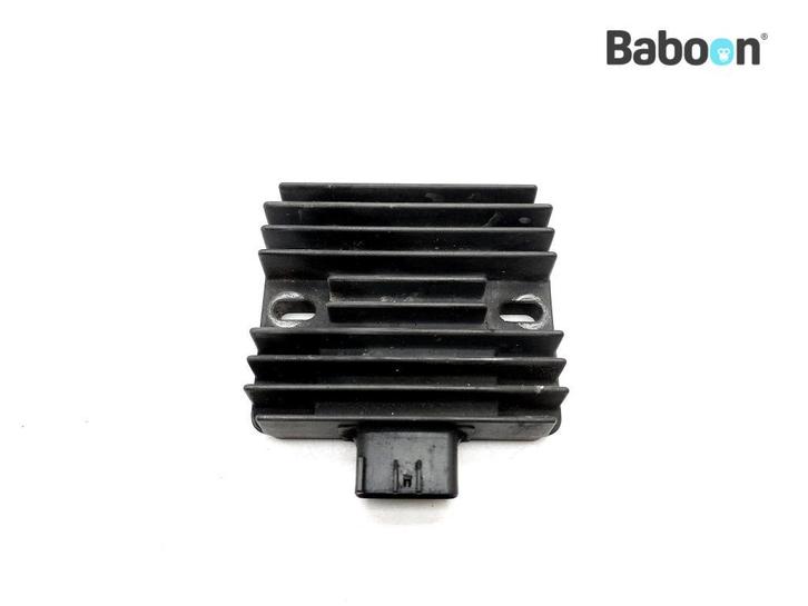Spanningsregelaar Kawasaki VN 900 Classic (VN900 VN900B), Motoren, Onderdelen | Kawasaki, Gebruikt, Verzenden