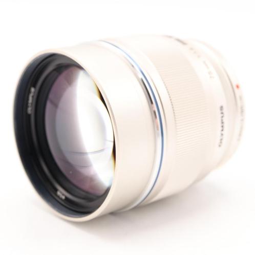 Olympus MFT 75mm F/1.8 zilver M.Zuiko Digital | Tweedehands, Audio, Tv en Foto, Foto | Lenzen en Objectieven, Zo goed als nieuw