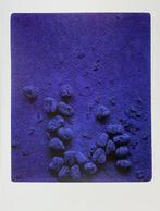 Yves Klein - Blaues Schwammrelief (Relief eponge bleu: