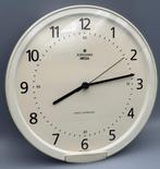 horloge murale - Junghans - Mega - plastique - 1980-1990