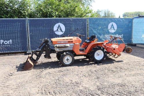 Veiling: Minitractor Kubota B1200 Diesel 12pk met voorlader, Articles professionnels, Agriculture | Tracteurs, Enlèvement