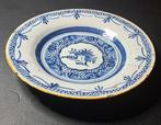 Delft, Plateelbakkerij - Bord - Majolica - Handbeschilderd, Antiek en Kunst