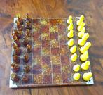 Schaakspel - Handmade Chess Set with Genuine Baltic Amber –