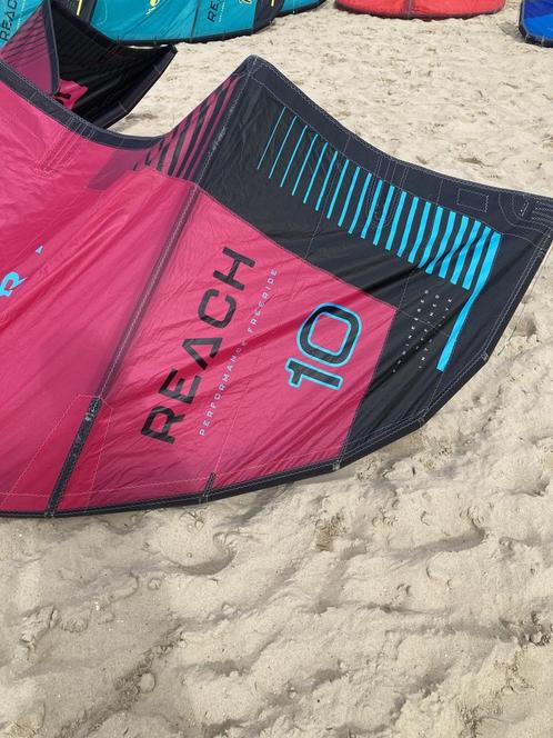 North Reach Kite 2024 Red 10, Sports nautiques & Bateaux, Kitesurf, Kite