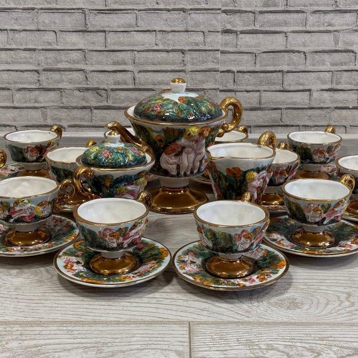 Capodimonte - Koffie- en theeservies (29) - Porselein,, Antiek en Kunst, Antiek | Meubels | Tafels