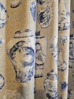 Nieuw exclusief oosters textiel met oude vazen - 300x280cm -