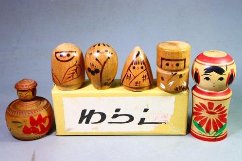 Figure - (6) Sosaku Kokeshi Doll - Shwa period (1926-1989), Antiek en Kunst, Curiosa en Brocante