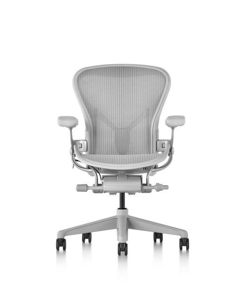 Refurbished Herman Miller Aeron Remastered Mineral, Huis en Inrichting, Bureaustoelen, Bureaustoel, Wit, Zo goed als nieuw, Ergonomisch