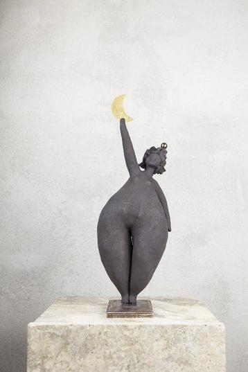 Nicole Furlan - The Moon