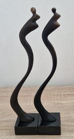 Corry Ammerlaan - sculptuur, “Sanquin Blood Bank” - 24 cm -