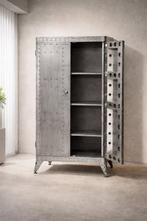 Kast - Recycled Staal - Industrial Design Ico