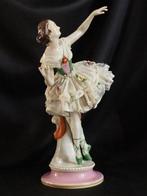 Beeldje - Ballerina - Porselein, Antiek en Kunst