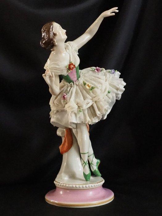 Beeldje - Ballerina - Porselein, Antiek en Kunst, Antiek | Glaswerk en Kristal