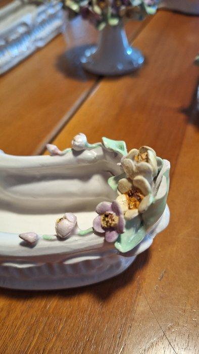 Capodimonte - Beeld, Giardiniera - 5 cm - Porselein, Antiquités & Art, Antiquités | Verre & Cristal