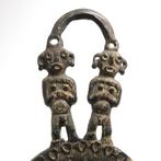 Bactrian Brons Spiegel met twee godheden, Antiek en Kunst