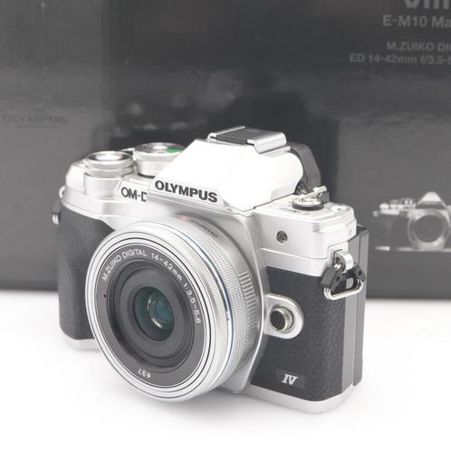 Olympus OM-D E-M10 mark IV + 14-42mm EZ occasion, Audio, Tv en Foto, Foto | Lenzen en Objectieven, Zo goed als nieuw, Verzenden
